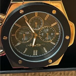 New Ed Hardy men’s Gold Dial Watch